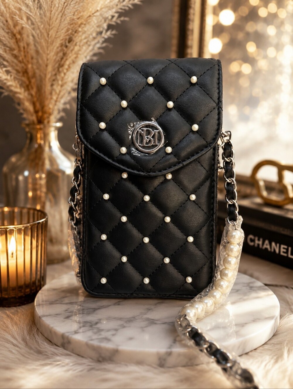 NWT Badgley Mischka Quilted Pearl Phone Crossbody Black